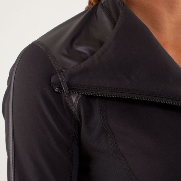 Lululemon Run: Track Time Jacket - Picture 3 of 8